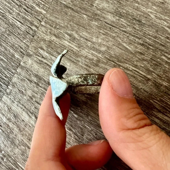 One of a Kind Handmade MICHELLE DARIN Enamel Flower Ring - Picture 4 of 5